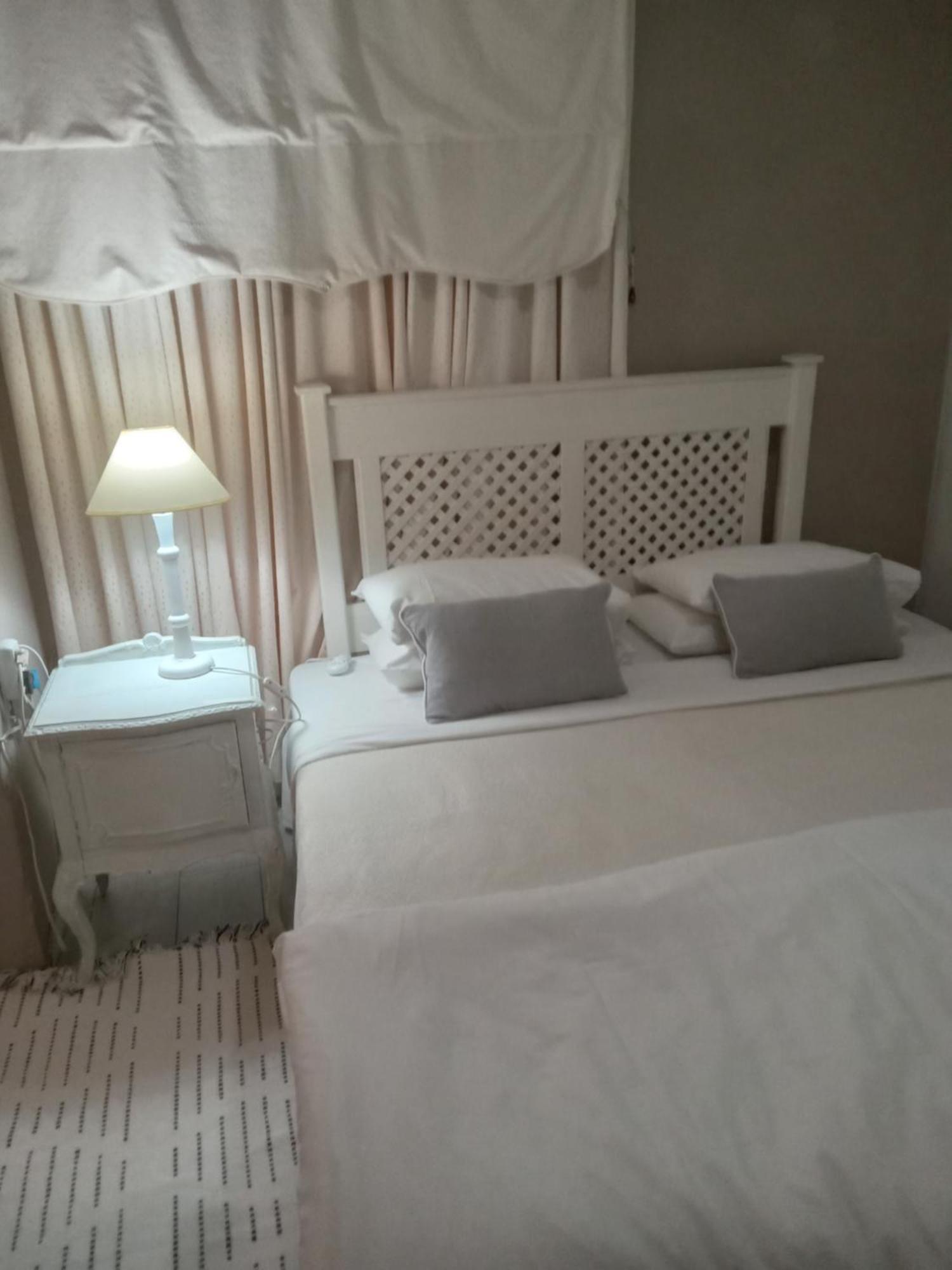 Emerald Guest House Springs Esterno foto