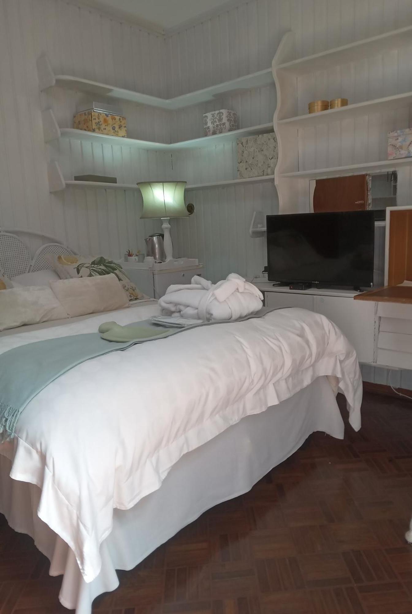 Emerald Guest House Springs Esterno foto