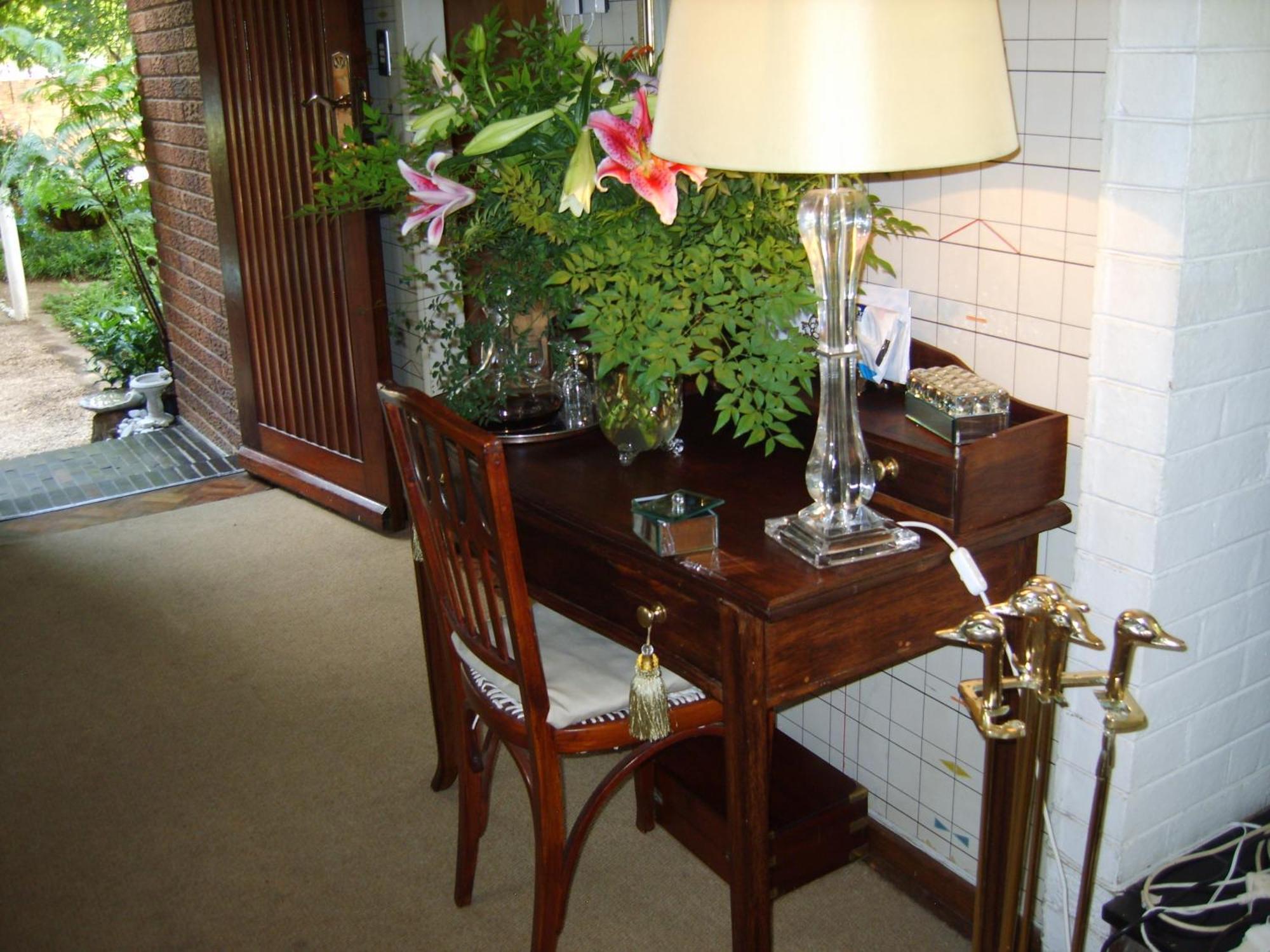 Emerald Guest House Springs Esterno foto